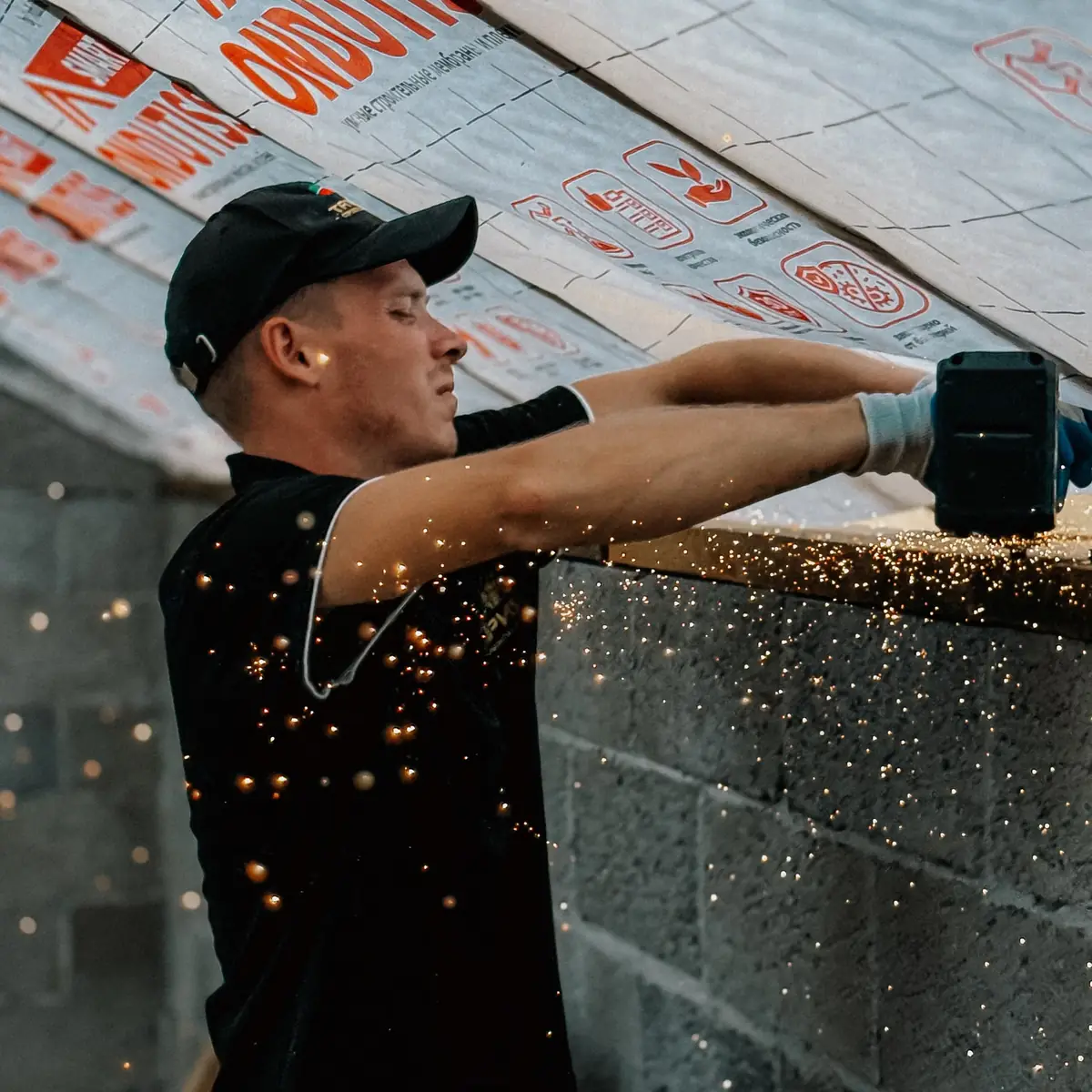 Cutting insulation boards on site