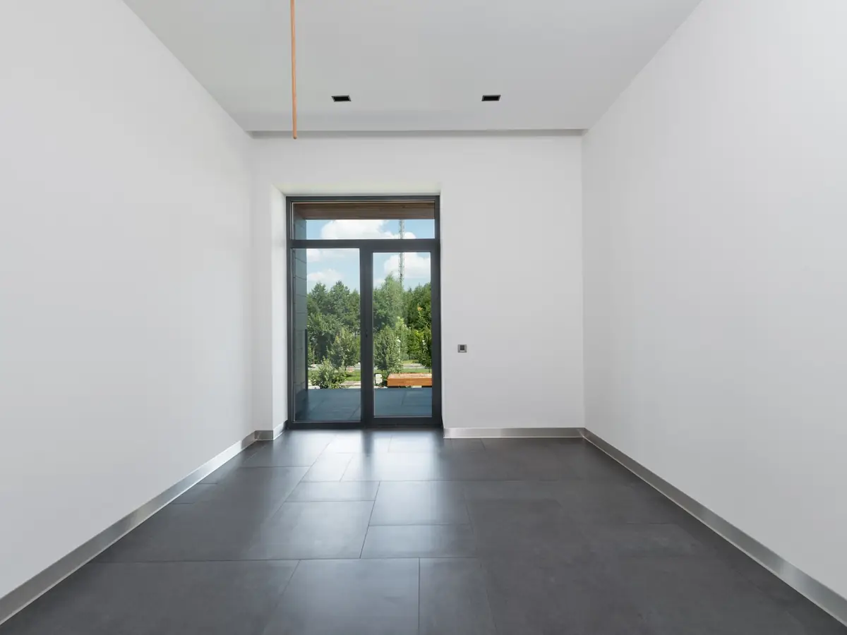 Finished level floor in an empty room